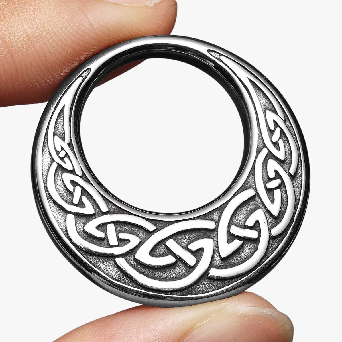 Men's Engraved Circle Pendant Necklace