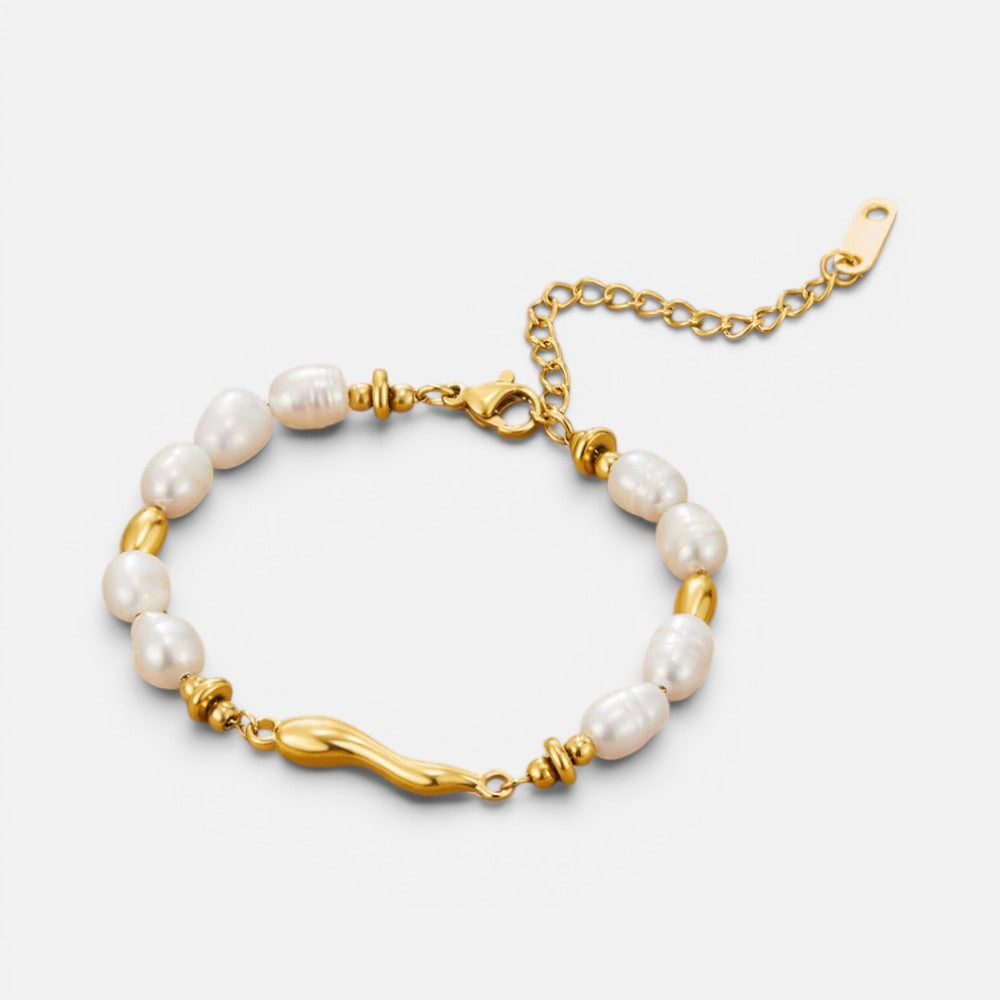 Women's Baroque Faux Pearl Bracelet