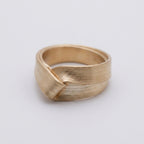 Women's Brushed Knot Ring