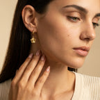 Women's Clover Huggie Hoop Earrings