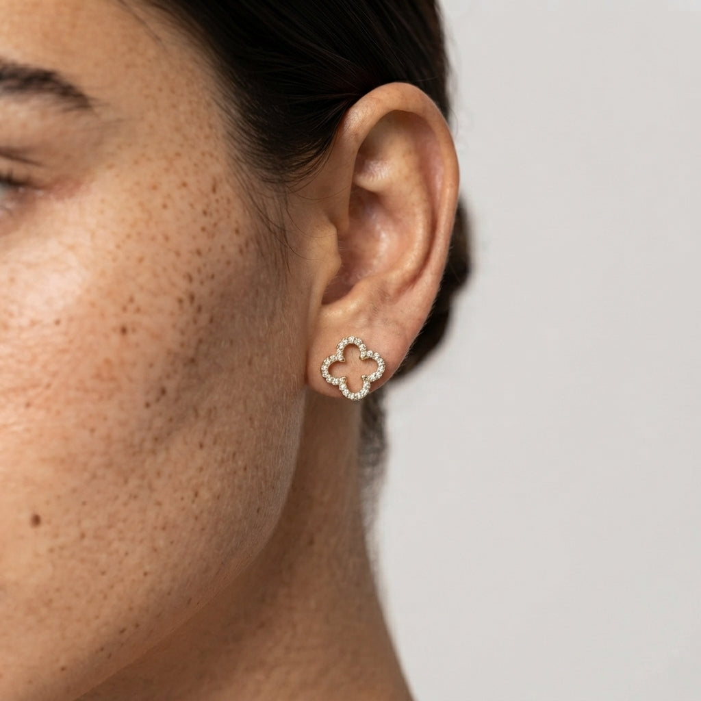 Women's Crystal Clover Stud Earrings