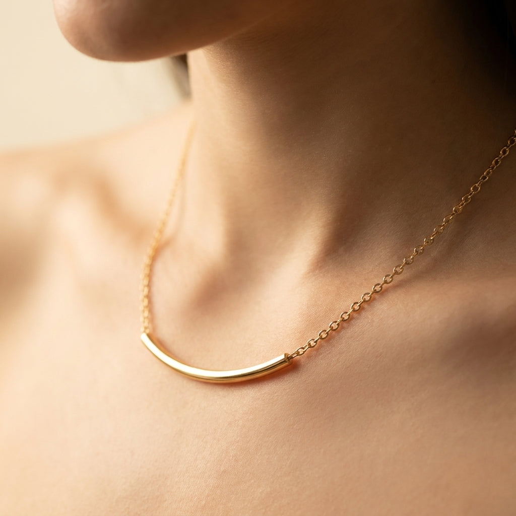Women's Curved Bar Pendant Necklace