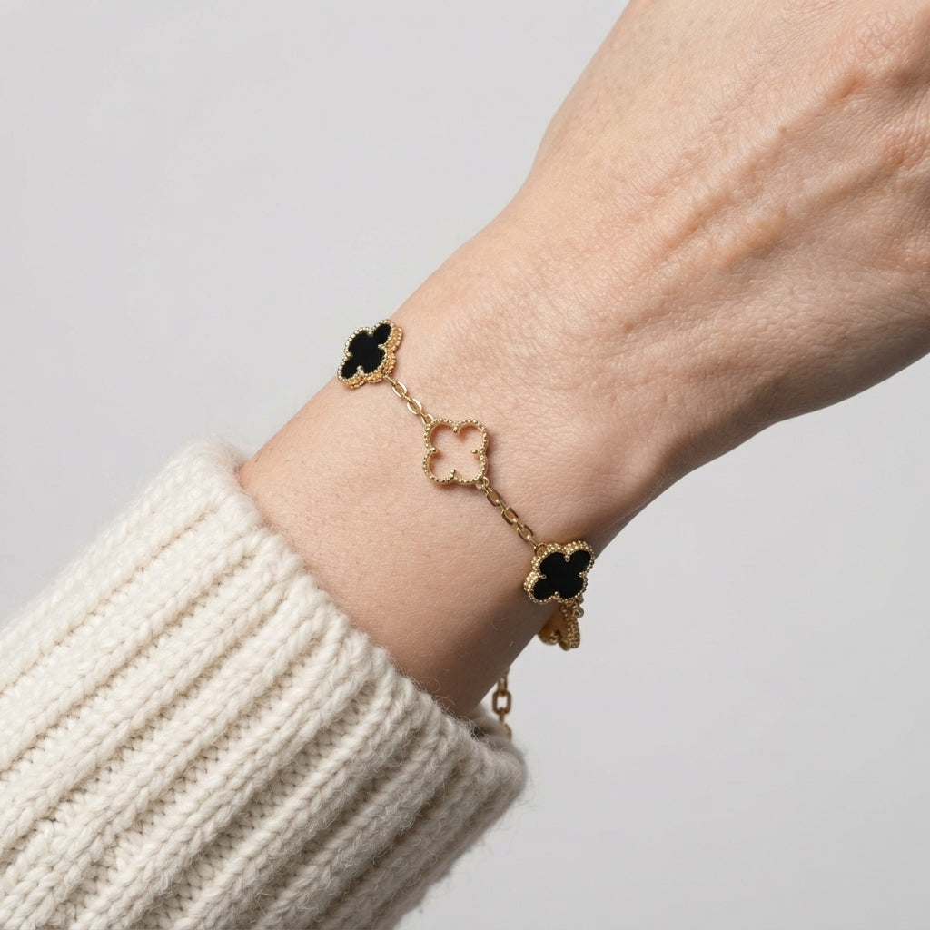 Women's Cut-Out Clover Station Bracelet