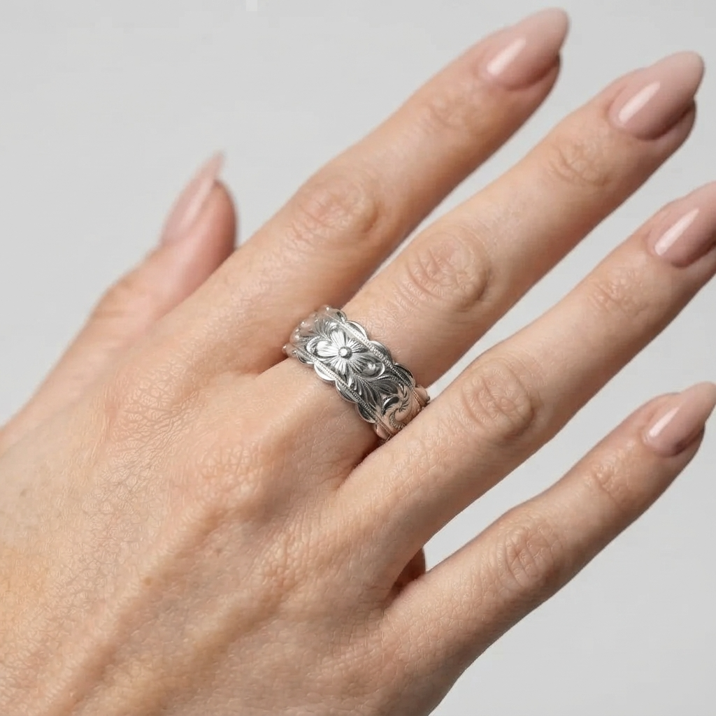 Women's Embossed Floral Ring