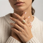 Women's Engraved Signet Ring