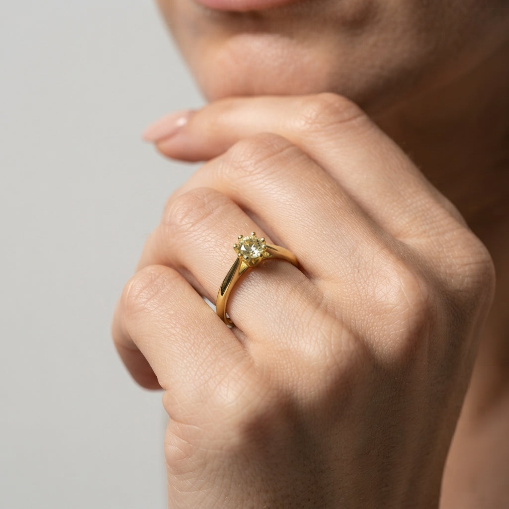 Women's Fine Solitaire Ring