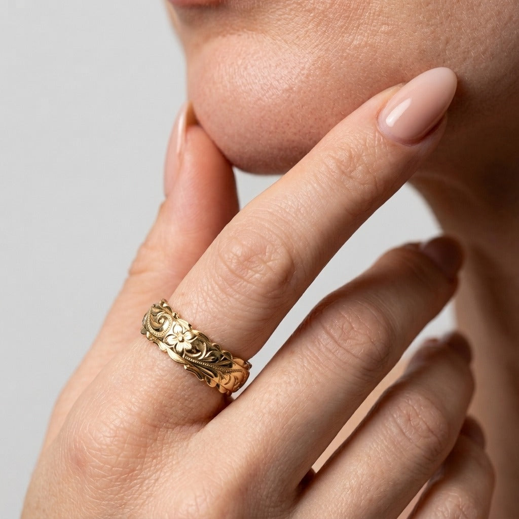 Women's Floral Engraved Ring