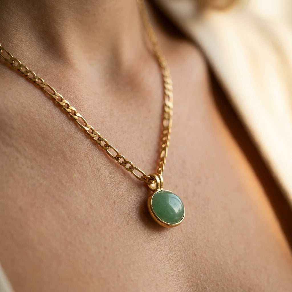 Women's Green Stone Pendant Necklace