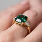 Women's Green Stone Three Stone Ring
