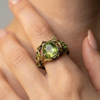 Women's Green Stone Twist Ring