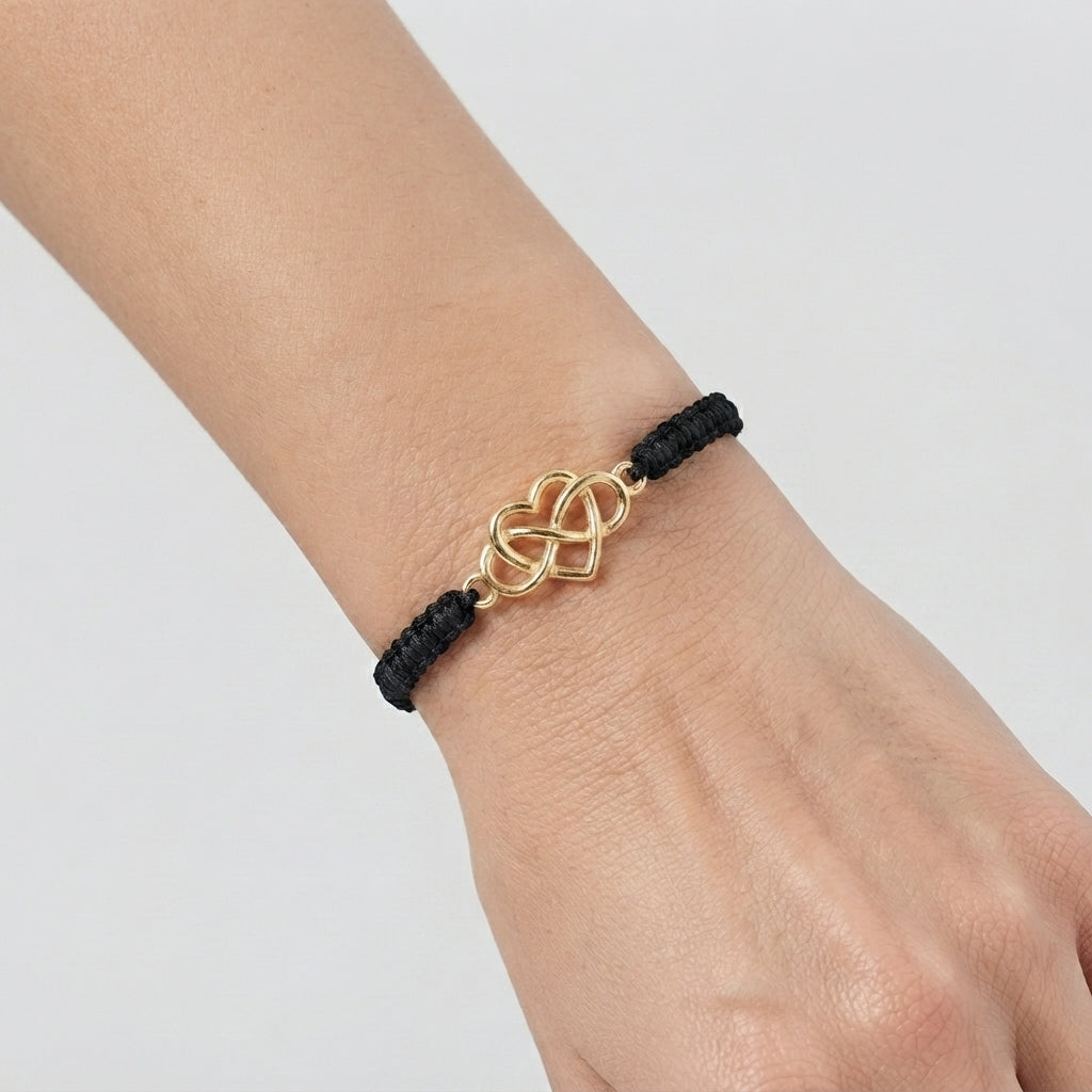 Women's Heart Knot Bracelet