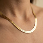 Women's Herringbone Chain Necklace