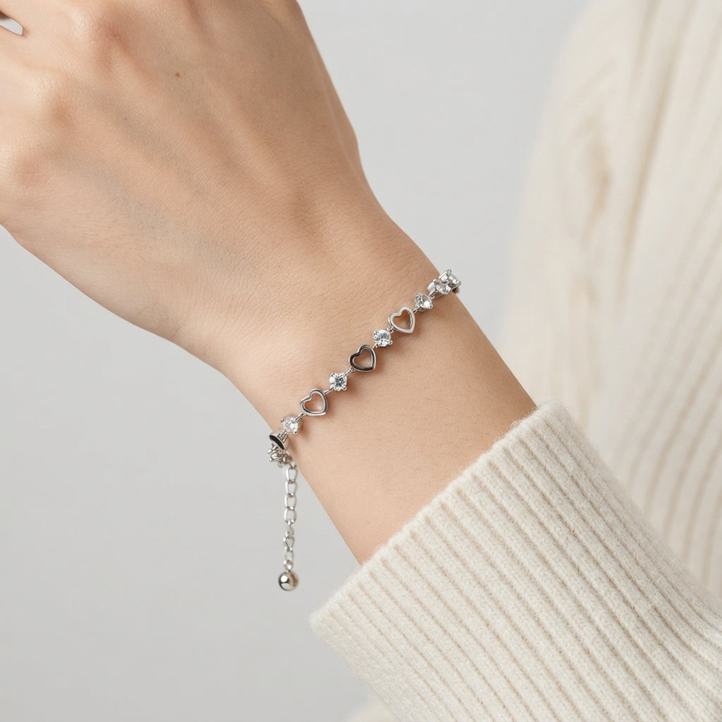 Women's Hollow Heart Crystal Bracelet