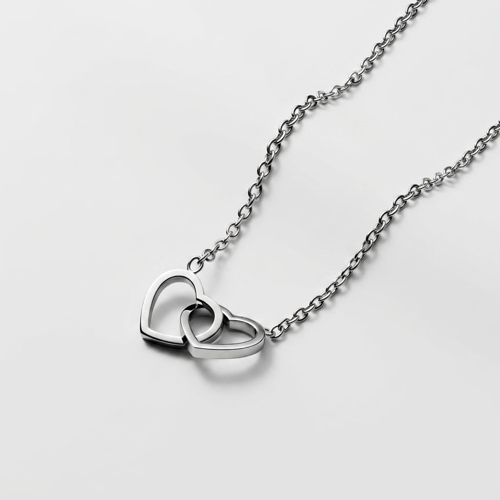 Women's Interlocking Heart Pendant Necklace