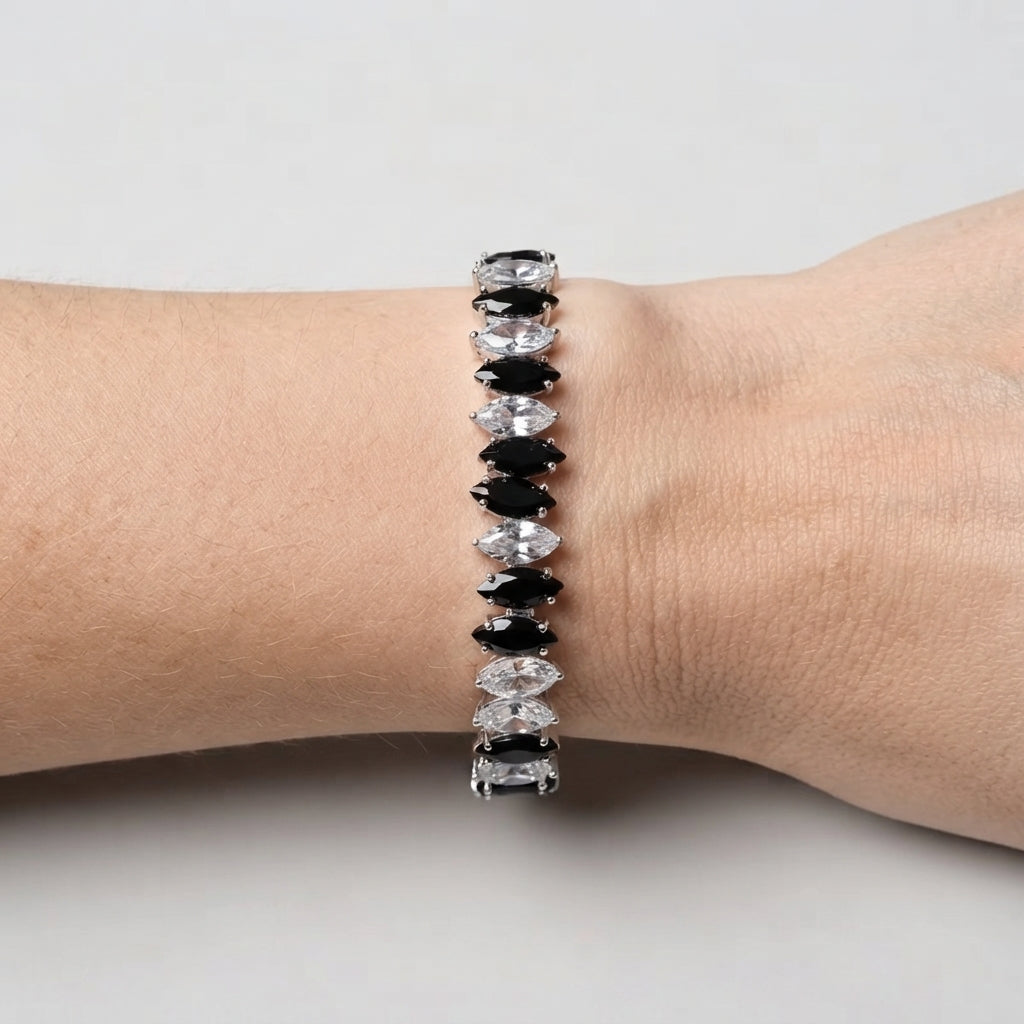 Women's Marquise Crystal Elastic Bracelet