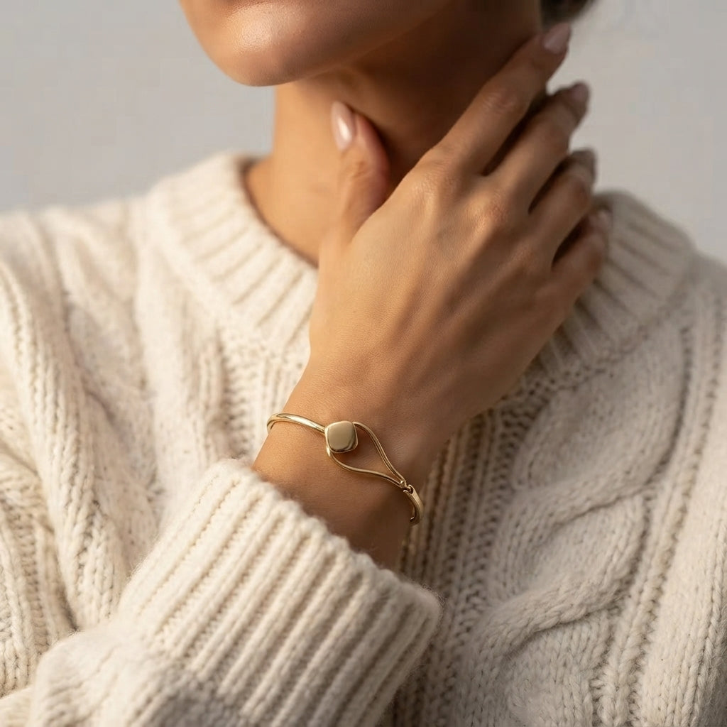 Women's Polished Teardrop Bangle