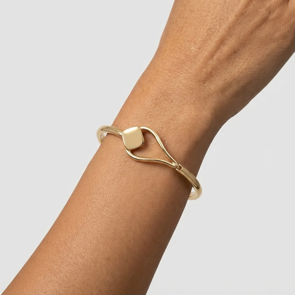 Women's Polished Teardrop Bangle
