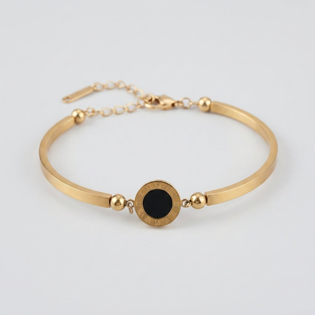 Women's Roman Numeral Disc Bracelet