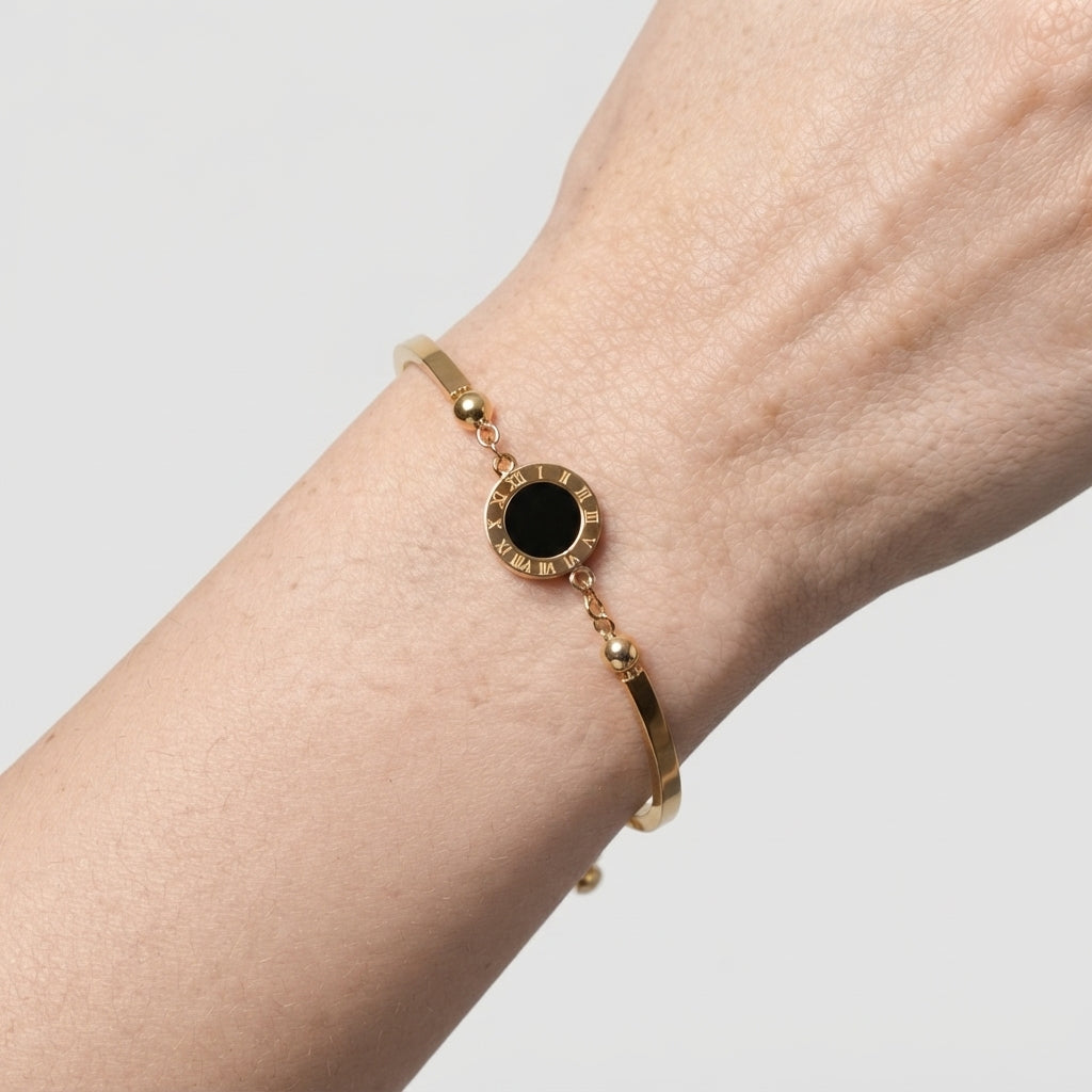 Women's Roman Numeral Disc Bracelet