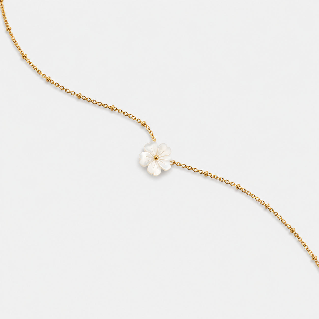 Women's Shell Flower Pendant Necklace