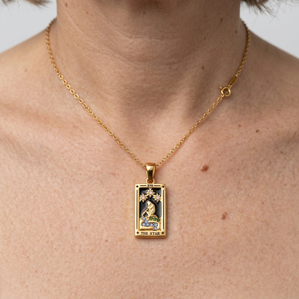 Women's Star Tarot Card Pendant Necklace