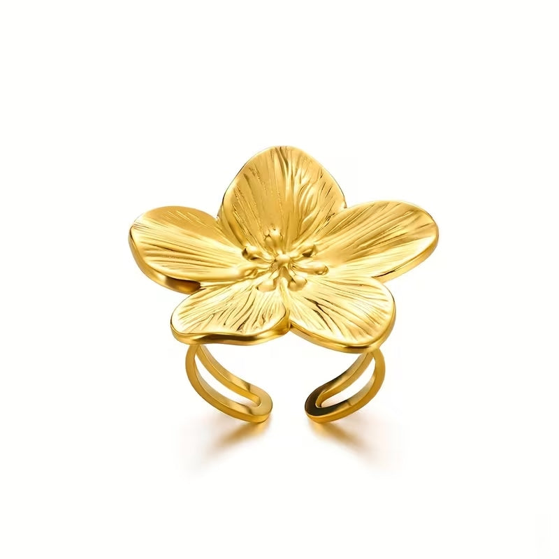 Women's Textured Flower Ring