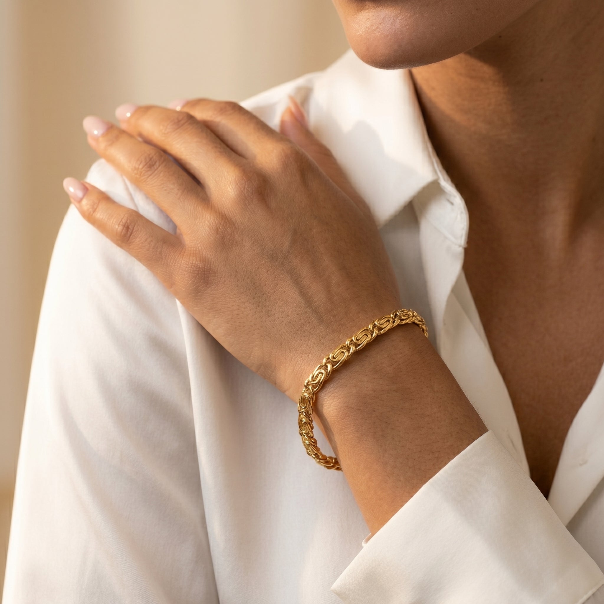 Women's Scroll Chain Bracelet